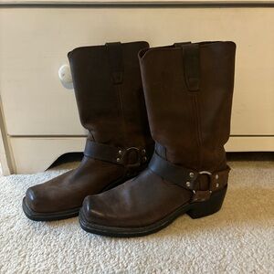 Durango harness boot- men’s 7.5/ women’s 9